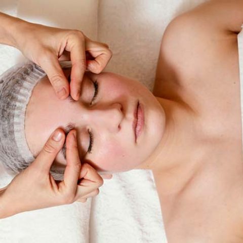640-28 Massage Kobido Visage