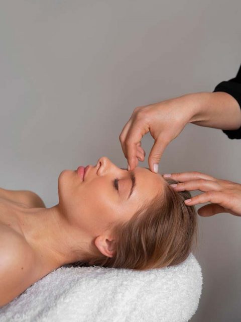 640-31 Massage Kobido Visage